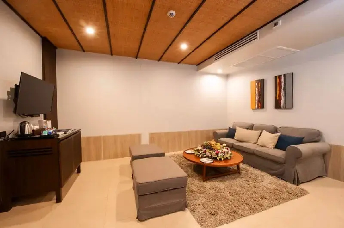 Ramada Phuket South Sea