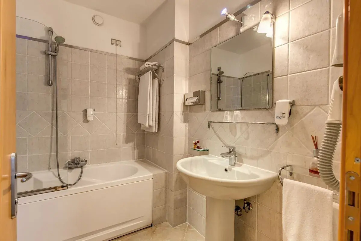 Hotel Franklin Feel The Sound