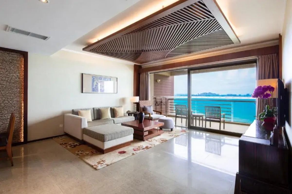Pullman Oceanview Sanya Bay Resort & Spa