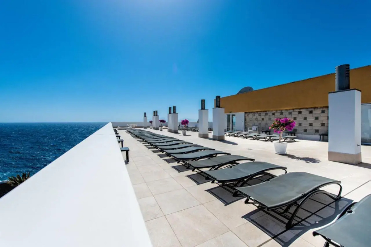 Atlantic Holiday Hotel