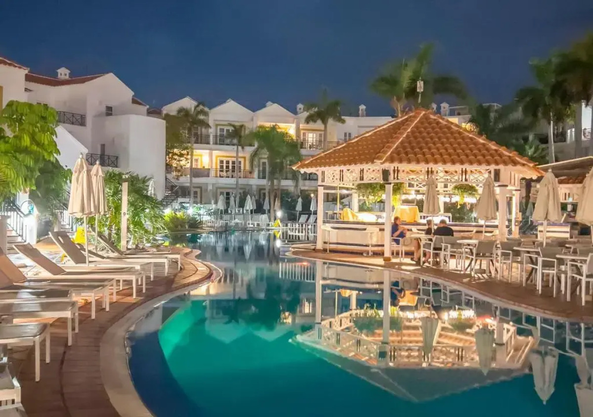 Apartamentos Parque del Sol