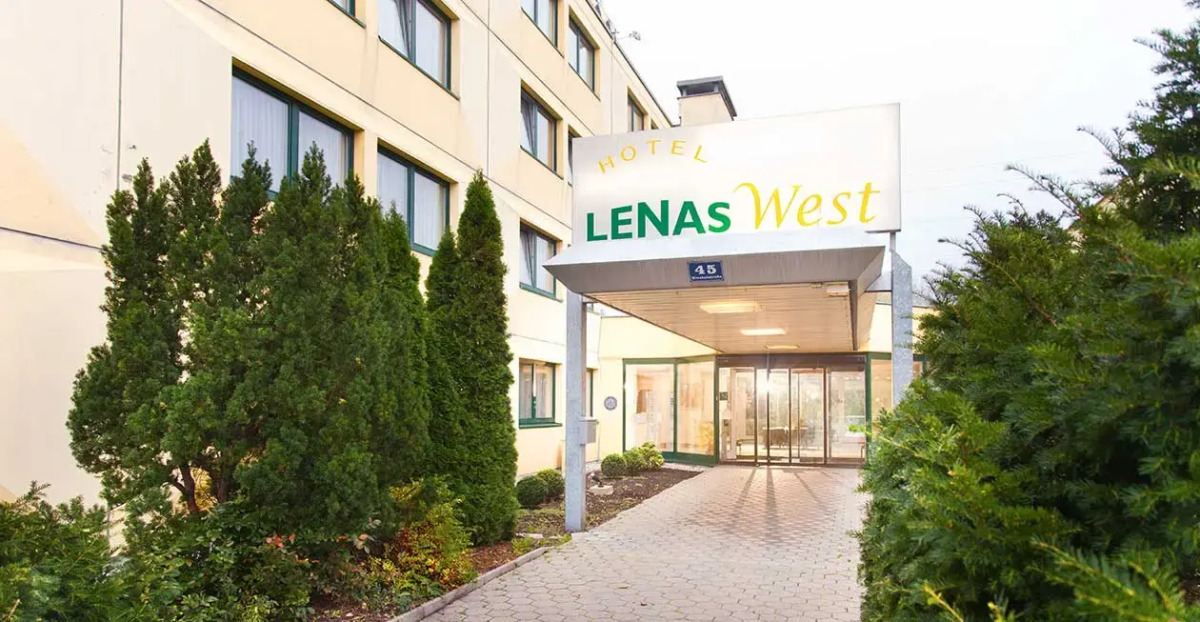 Hotel Lenas West
