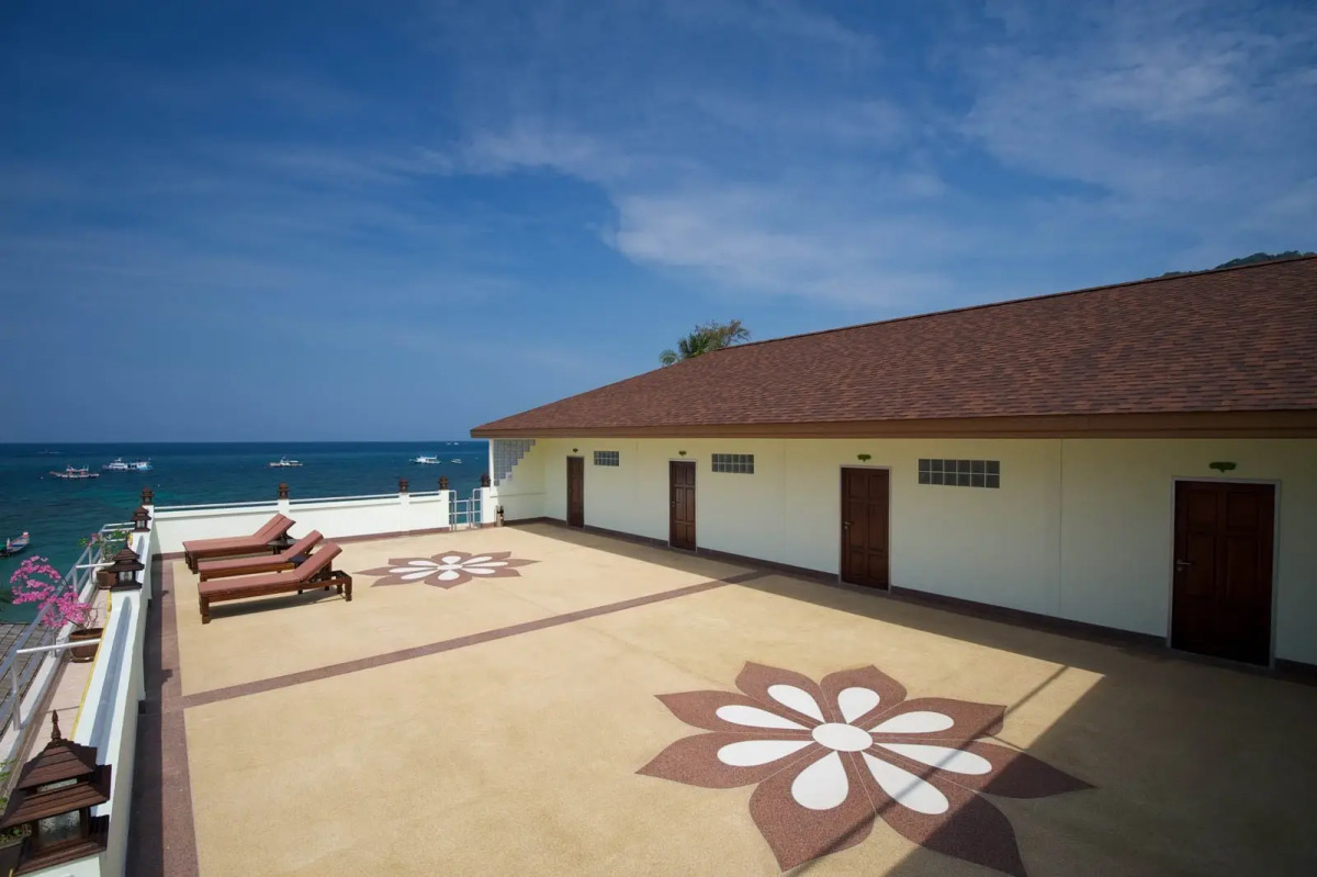 Lotus Paradise Resort