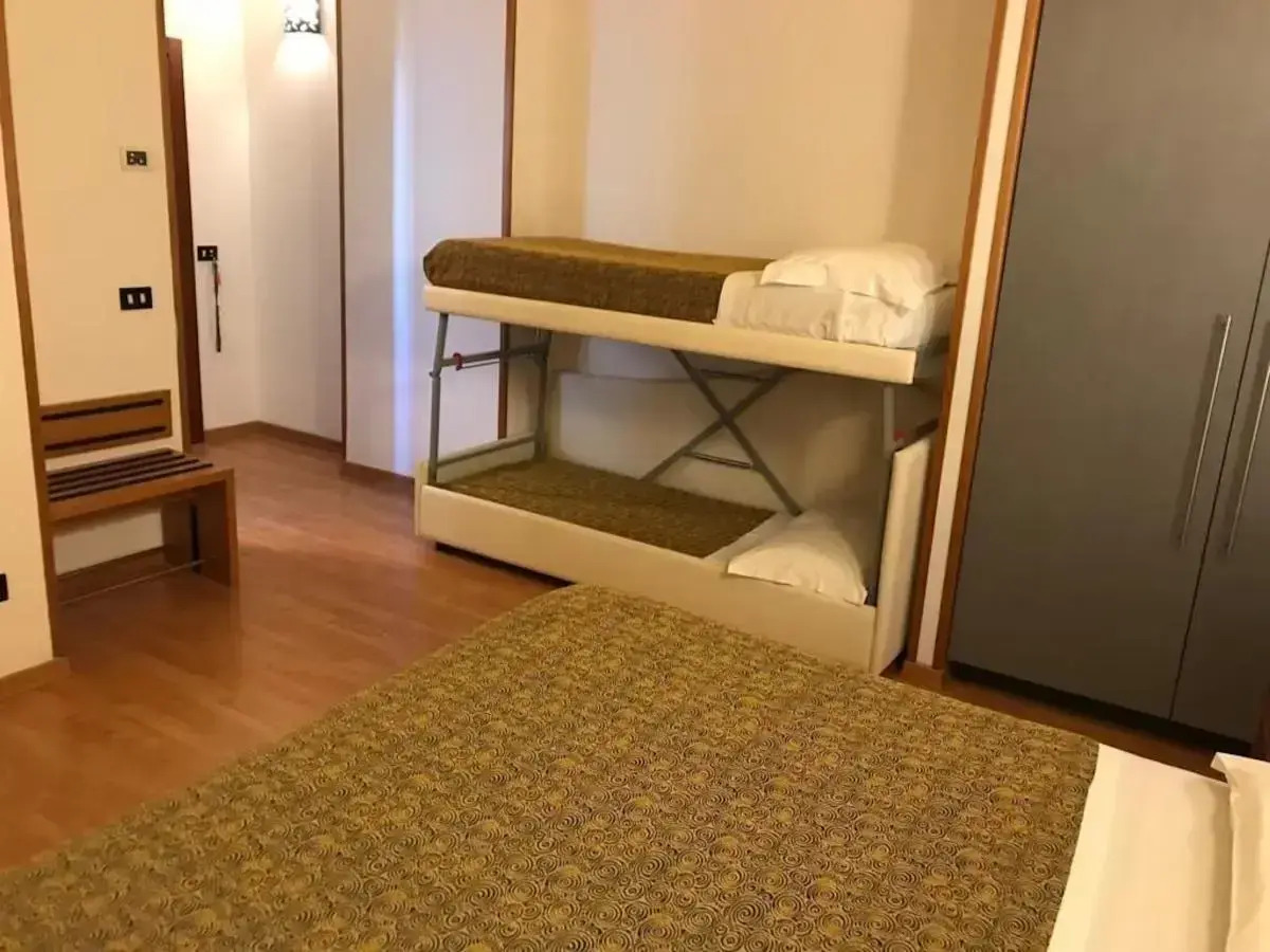 Hotel St. Gregory Park