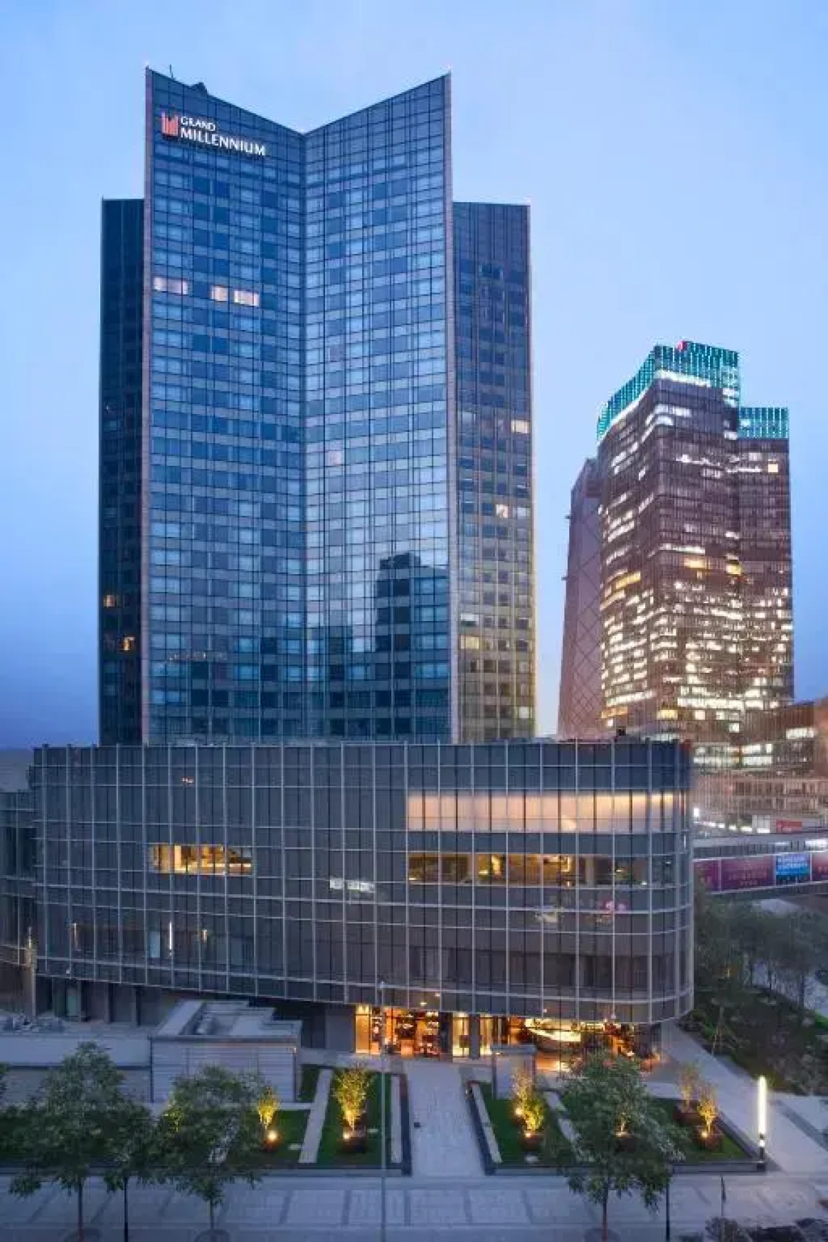 Отель Grand Millennium Beijing