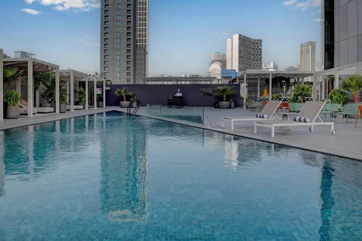 Отель Millennium Central Downtown