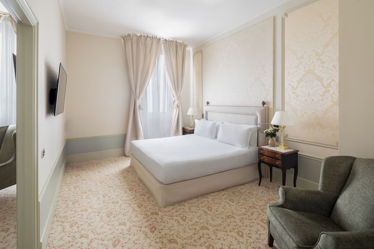 Отель El Palace Barcelona