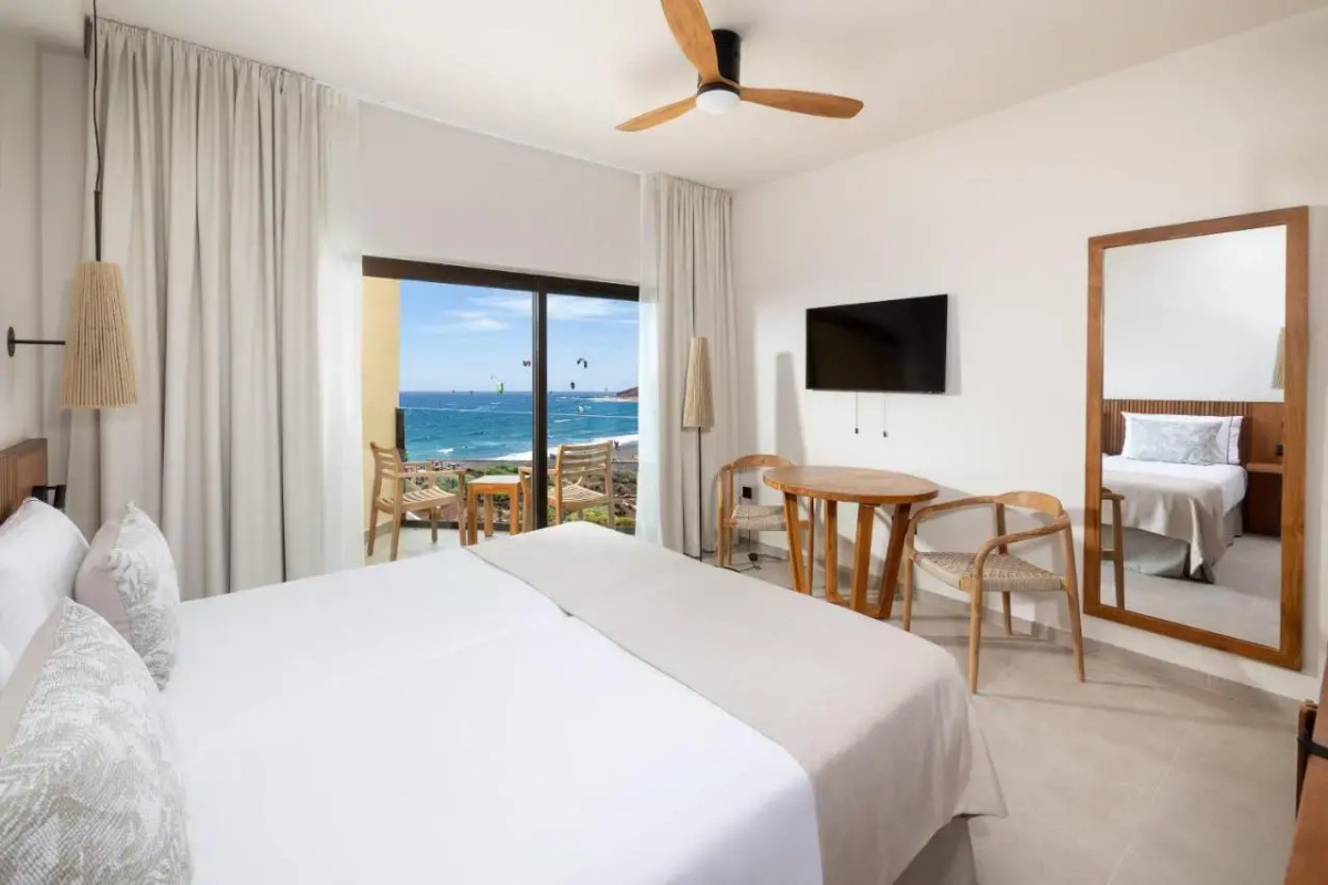 Отель Playa Sur Tenerife