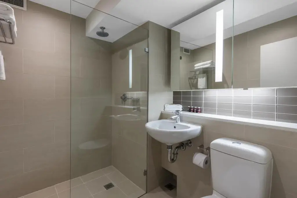 View Sydney (ex North Sydney Harbourview Hotel)