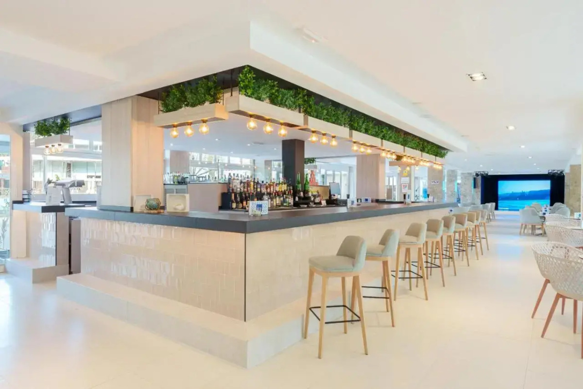 Курорт Caprice Janeiro Hotel & Spa