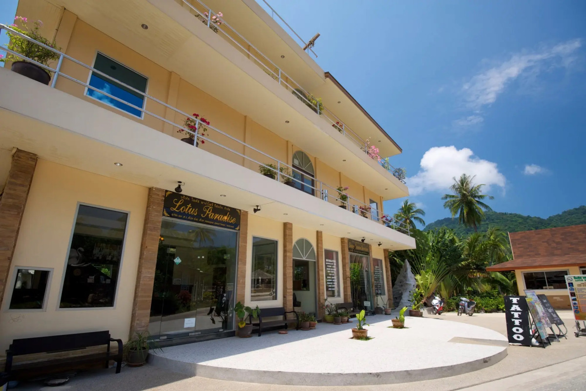 Lotus Paradise Resort