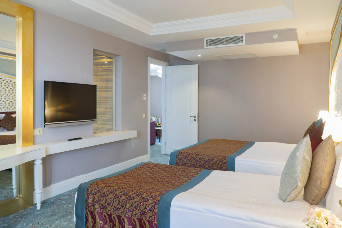 Royal Taj Mahal - All Inclusive