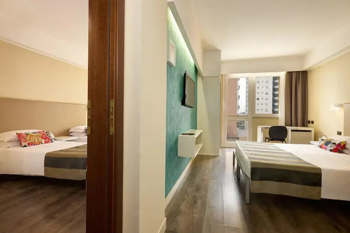 Отель Roma Tor Vergata