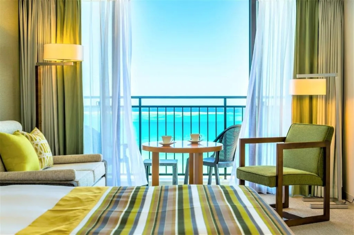 Отель Southern Beach Hotel & Resort Okinawa