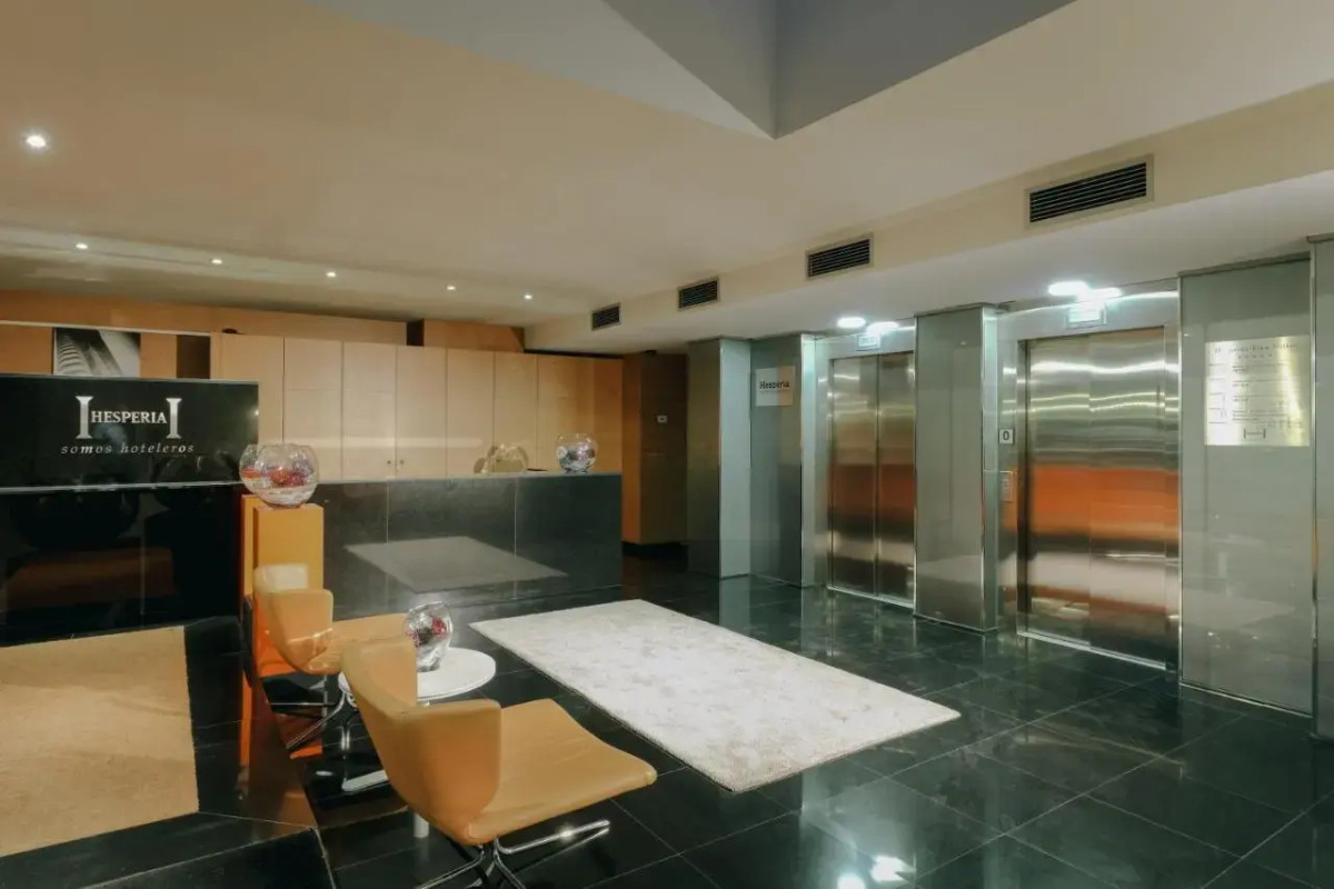 Апарт-отель Hesperia Fira