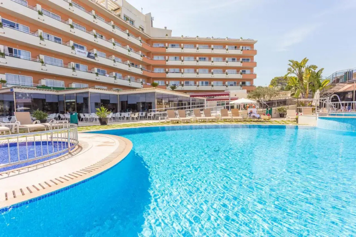 Курорт Caprice Janeiro Hotel & Spa