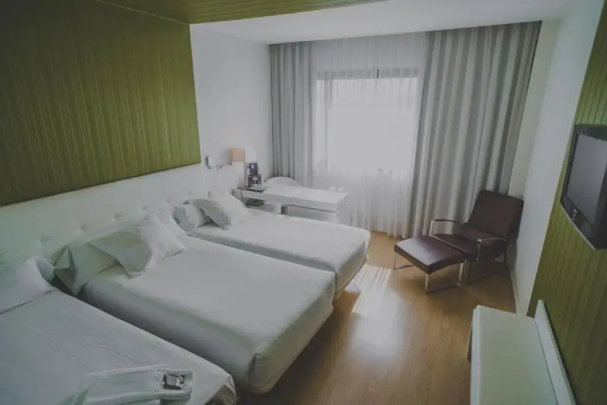 Отель Zentral Castellana Norte