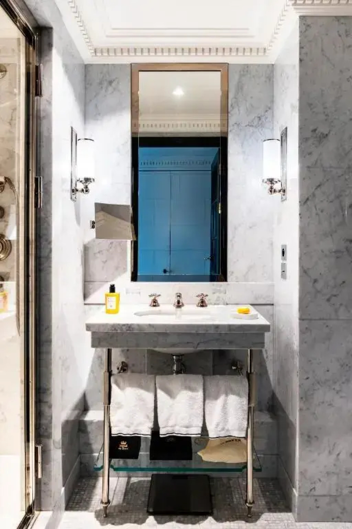 Hôtel de Berri Champs-Élysées, a Luxury Collection Hotel