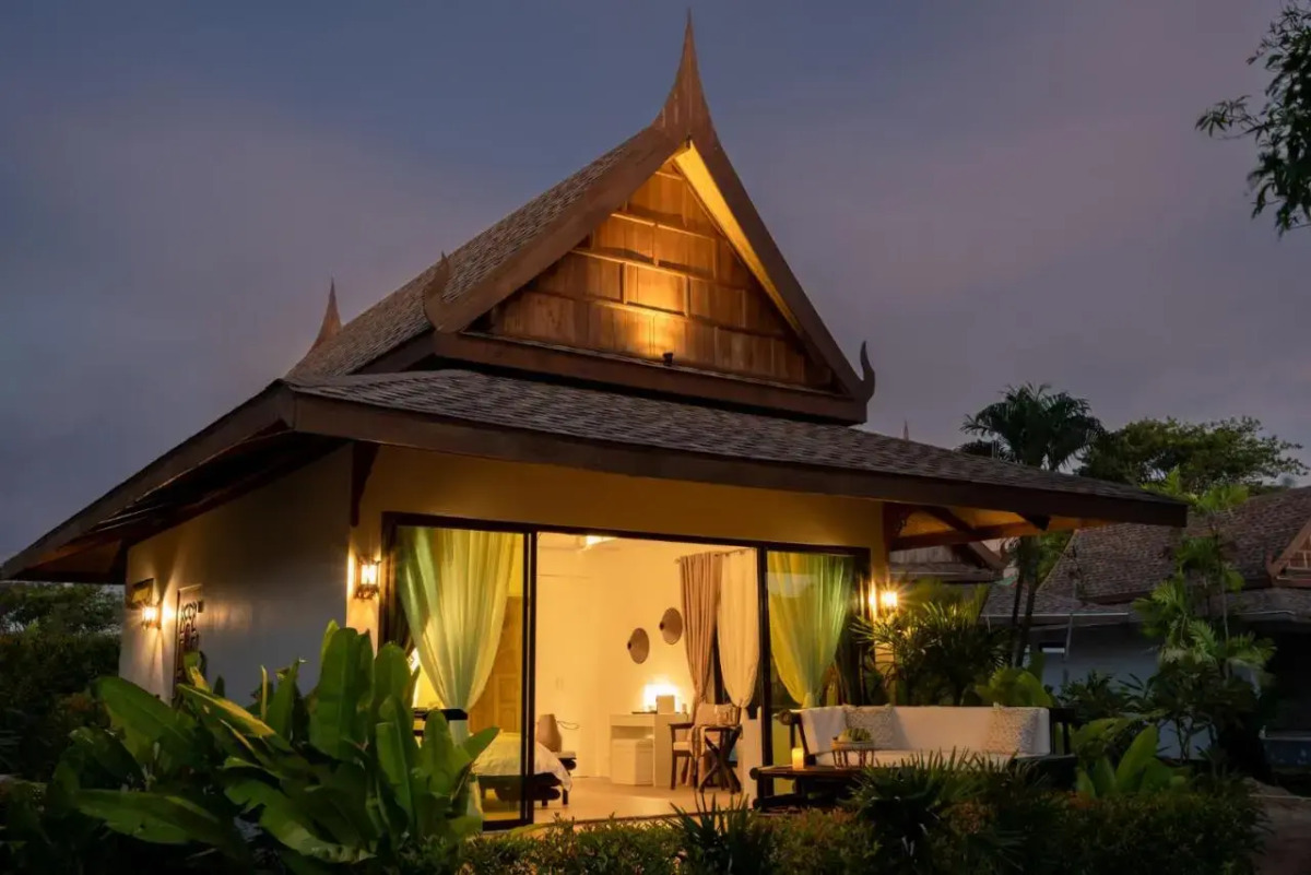 Курортный отель Lanta Palace Beach Resort and Spa