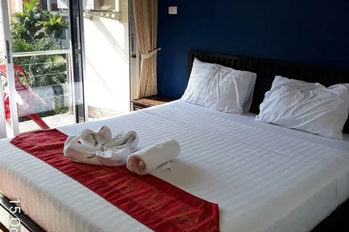 Отель Porterhouse Beach