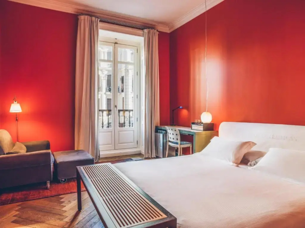 Отель Iberostar Las Letras Gran Via