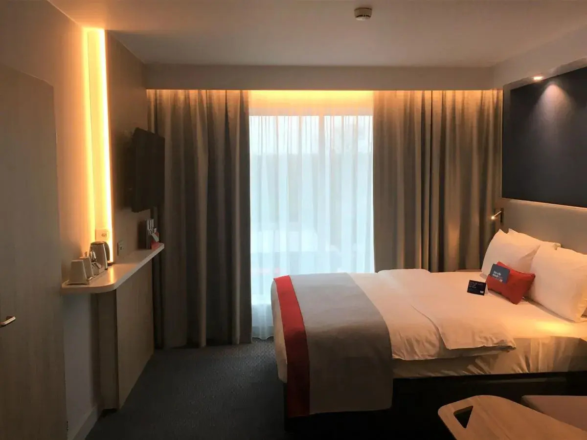 Holiday Inn Express Zurich Airport by IHG