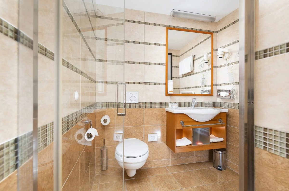 Three Corners Hotel Art