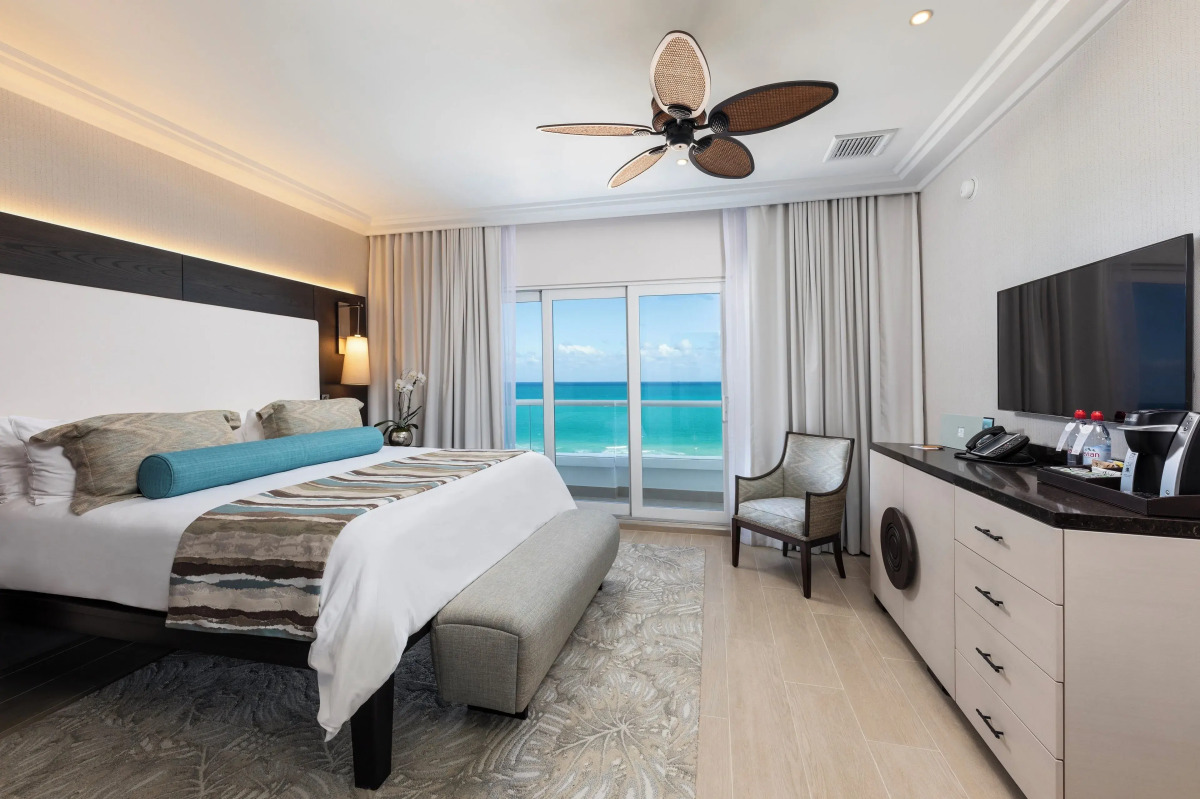 The Palms Hotel & Spa