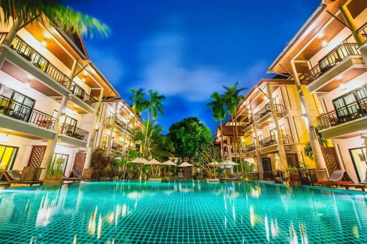 Курорт Navatara Phuket Resort