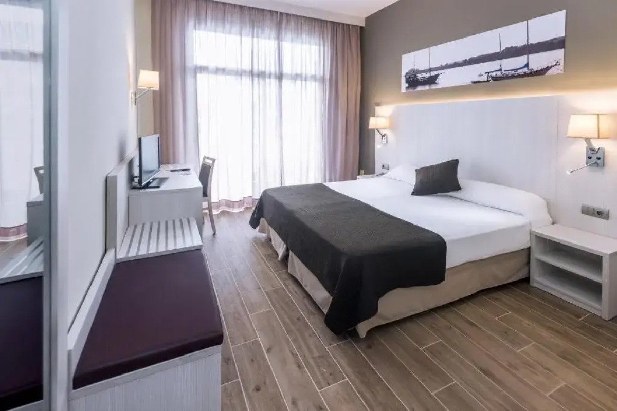 Отель GHT Costa Brava & Spa