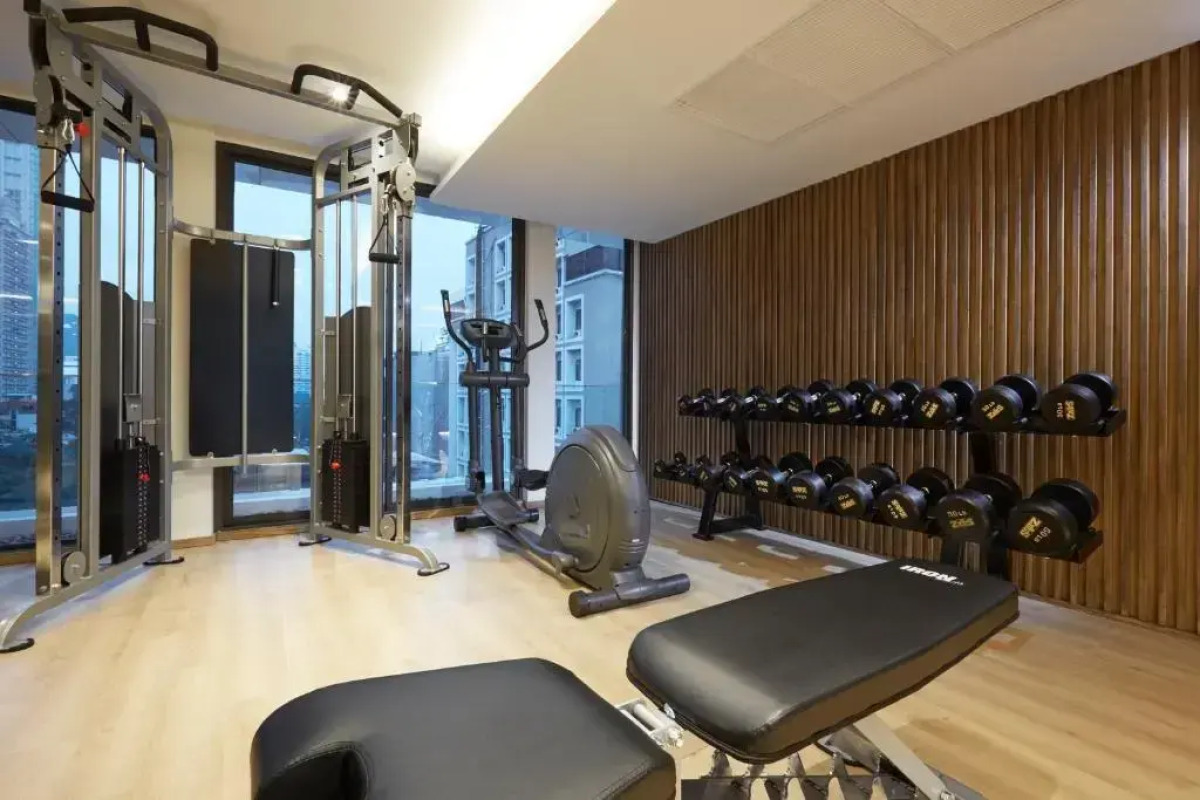 The Quarter Phromphong by UHG