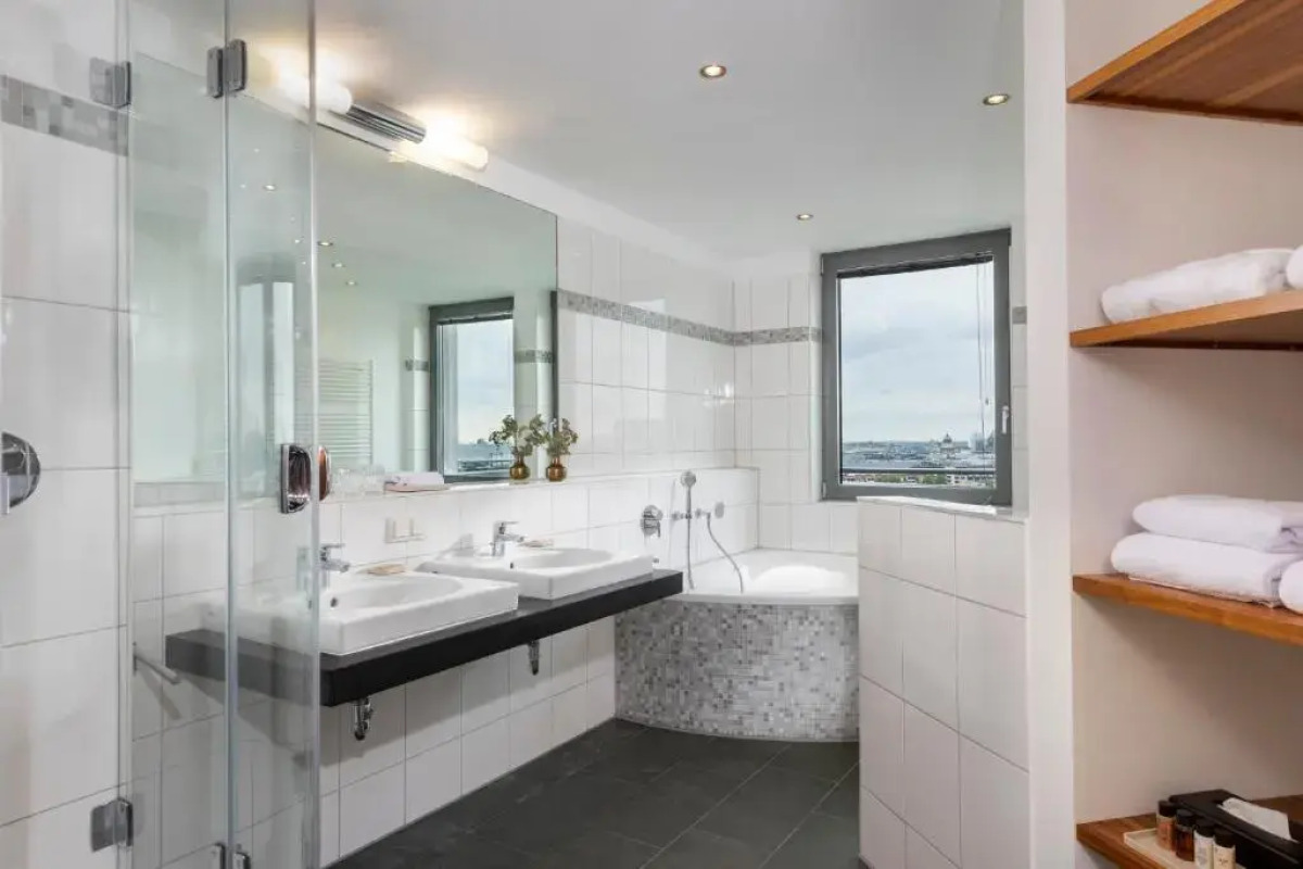 Precise Tale Berlin Potsdamer Platz