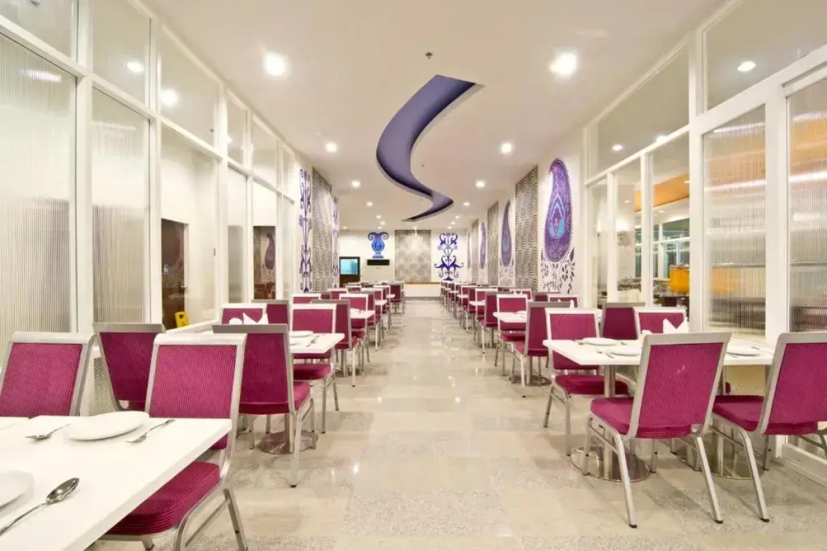 Отель Grand Bella