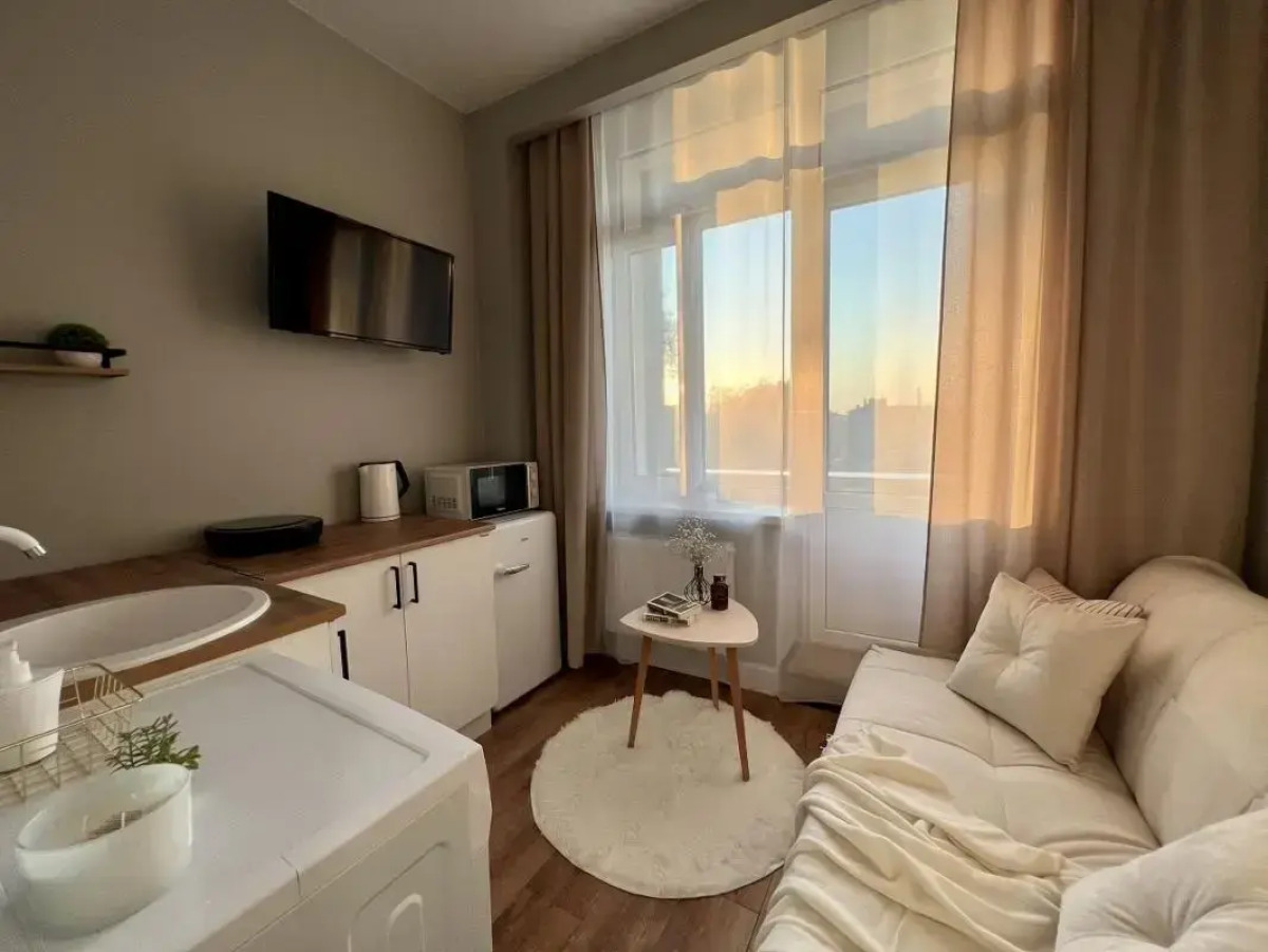 Happy People в квартале Свистуха