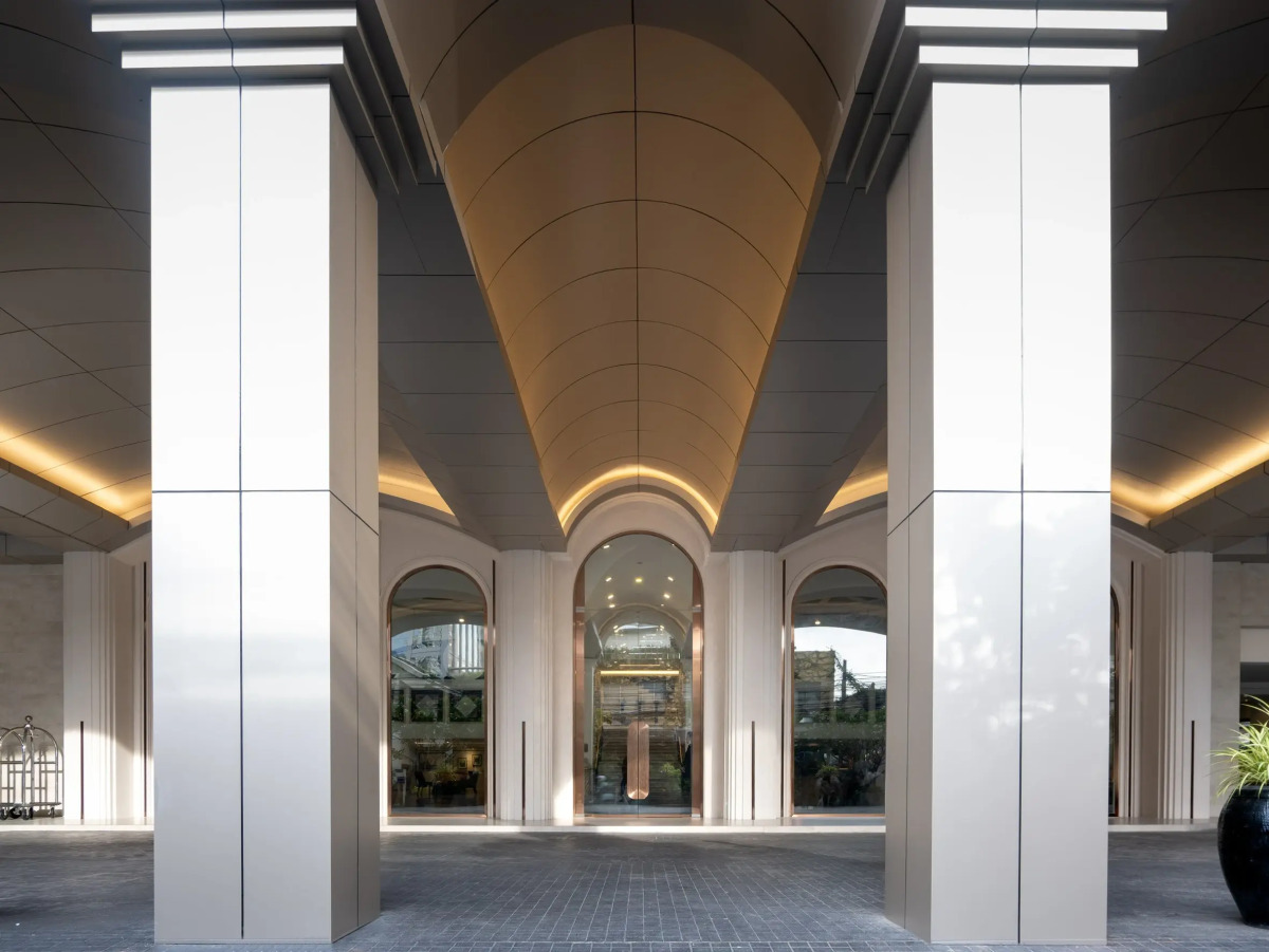 Отель Rembrandt Bangkok