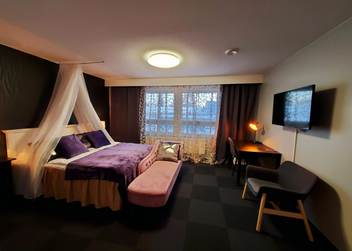 Samantta Hotel & Restaurant