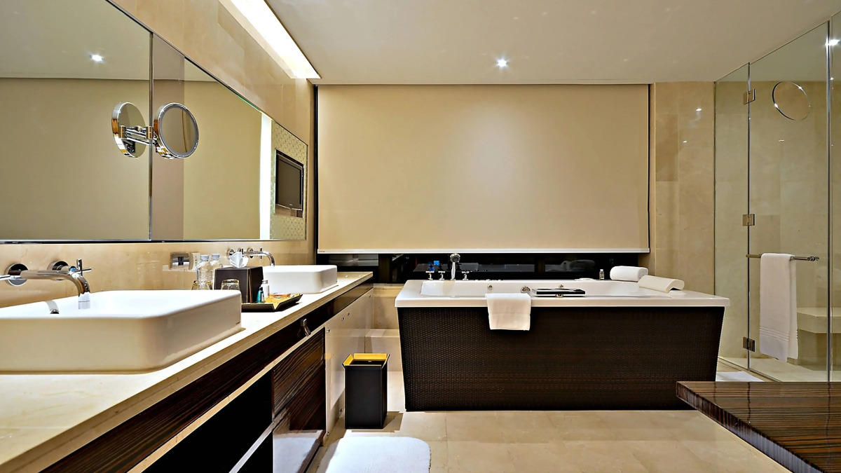 Renaissance Bangkok Ratchaprasong Hotel