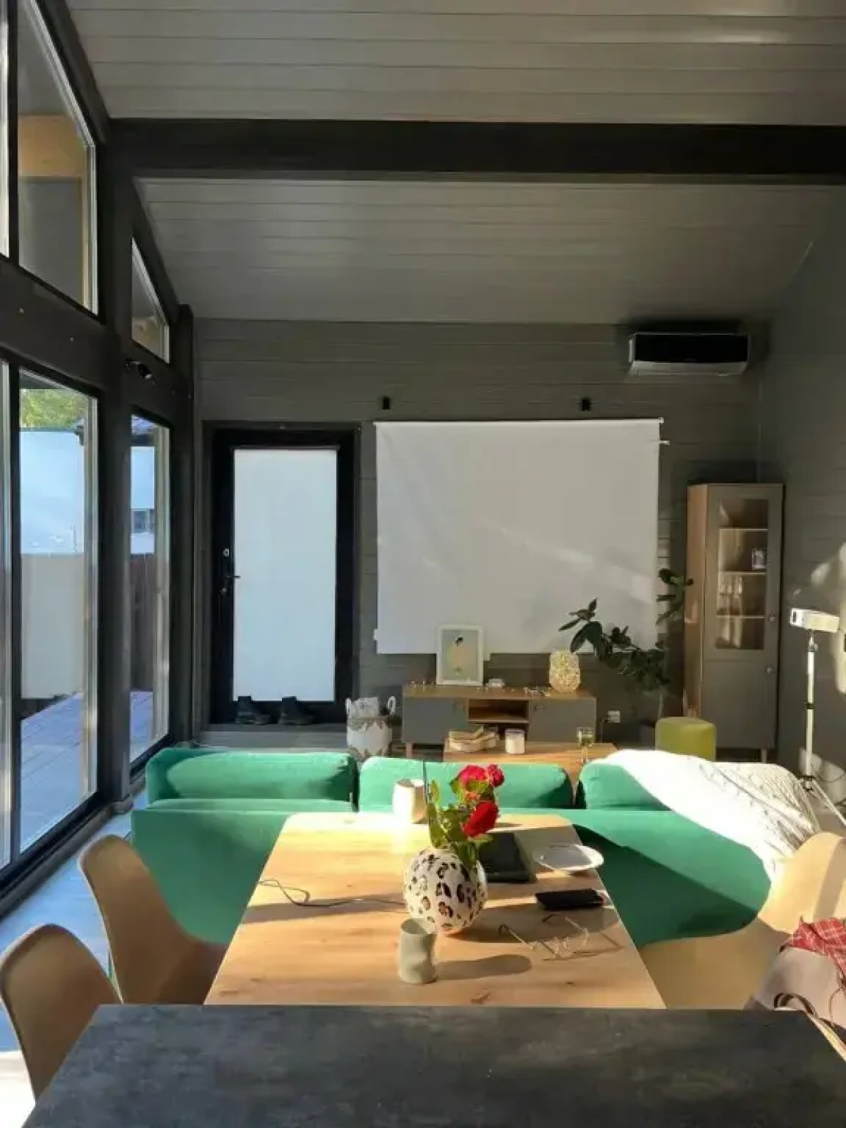 Dom S Panoramnymi Oknami I Vidom Na Les Privat House