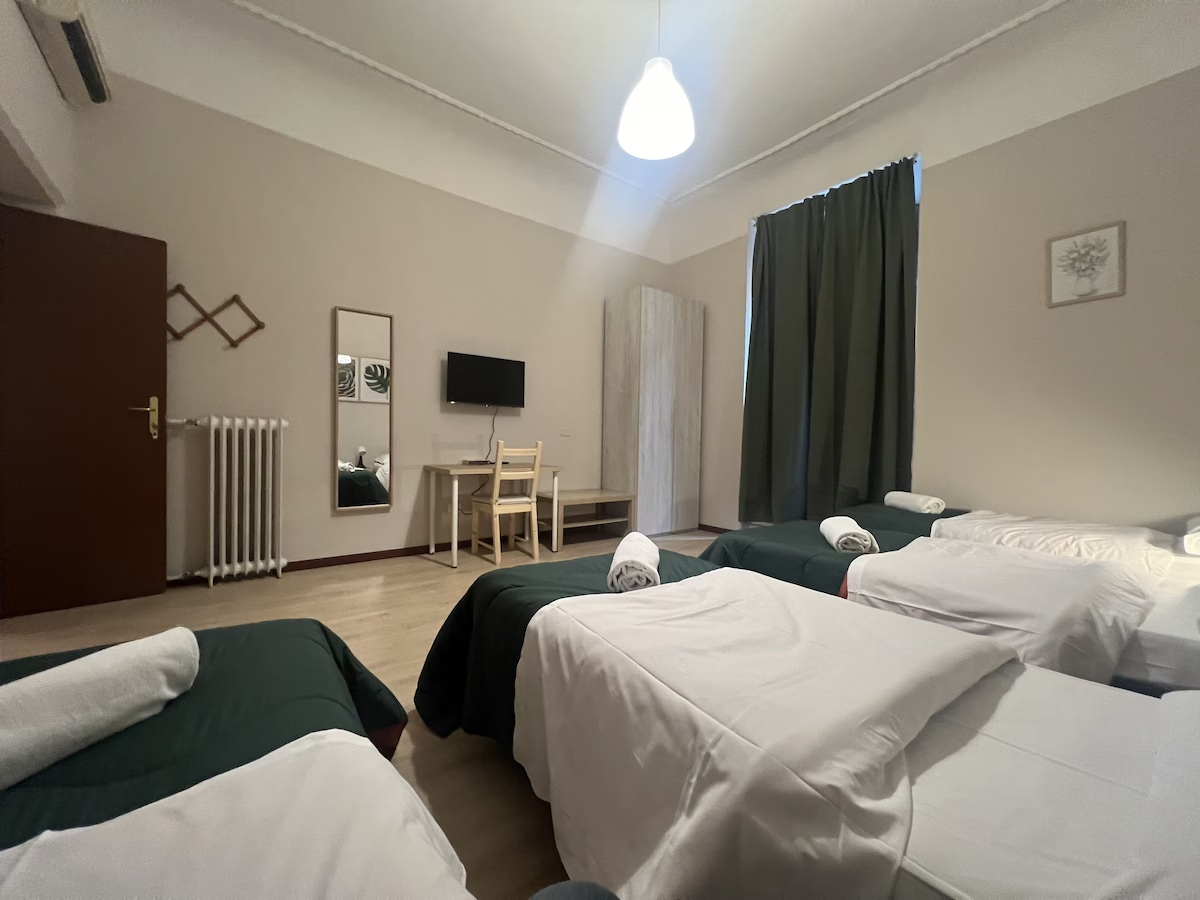 Хостел Freedom Traveller 