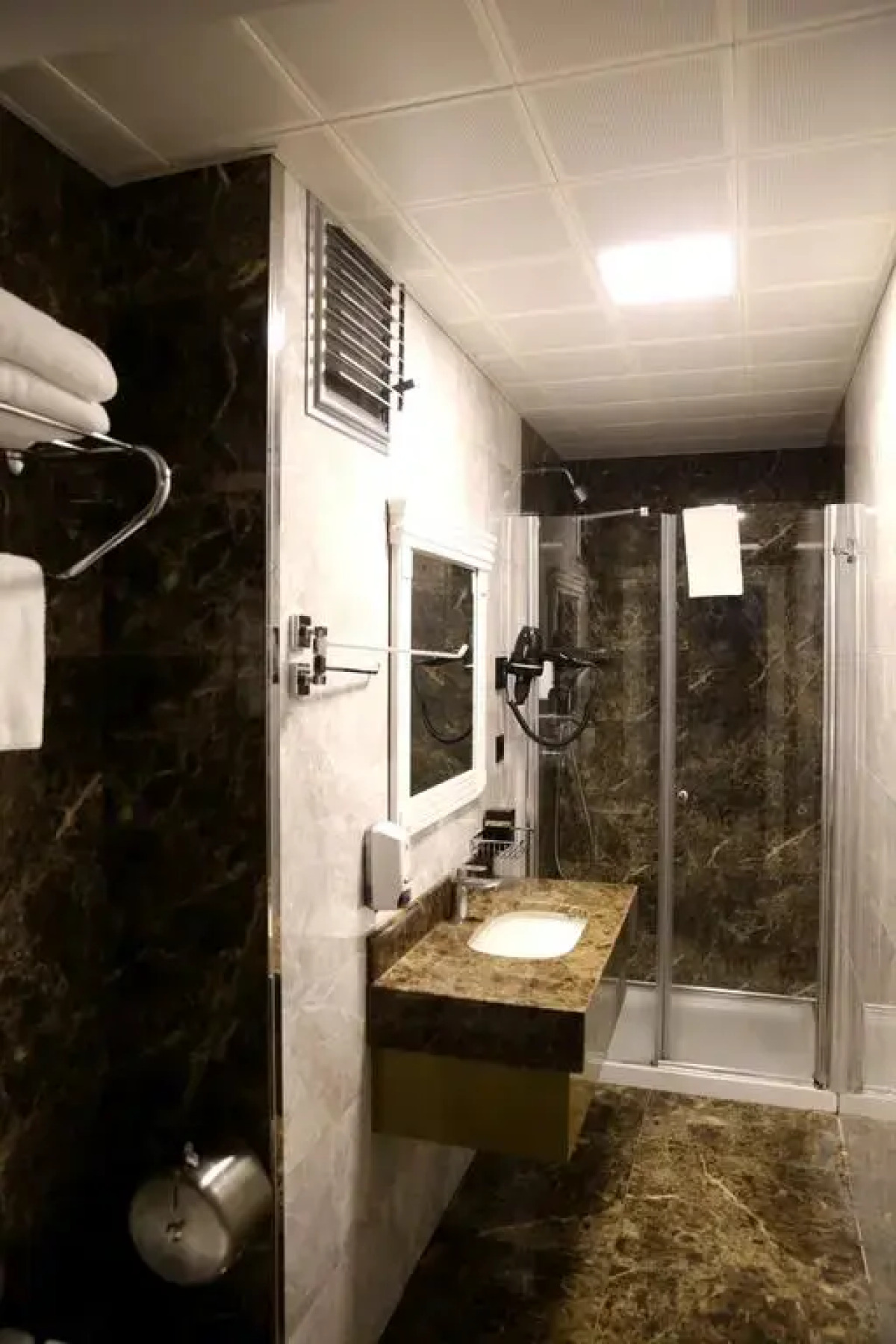 Emirtimes Hotel Tuzla