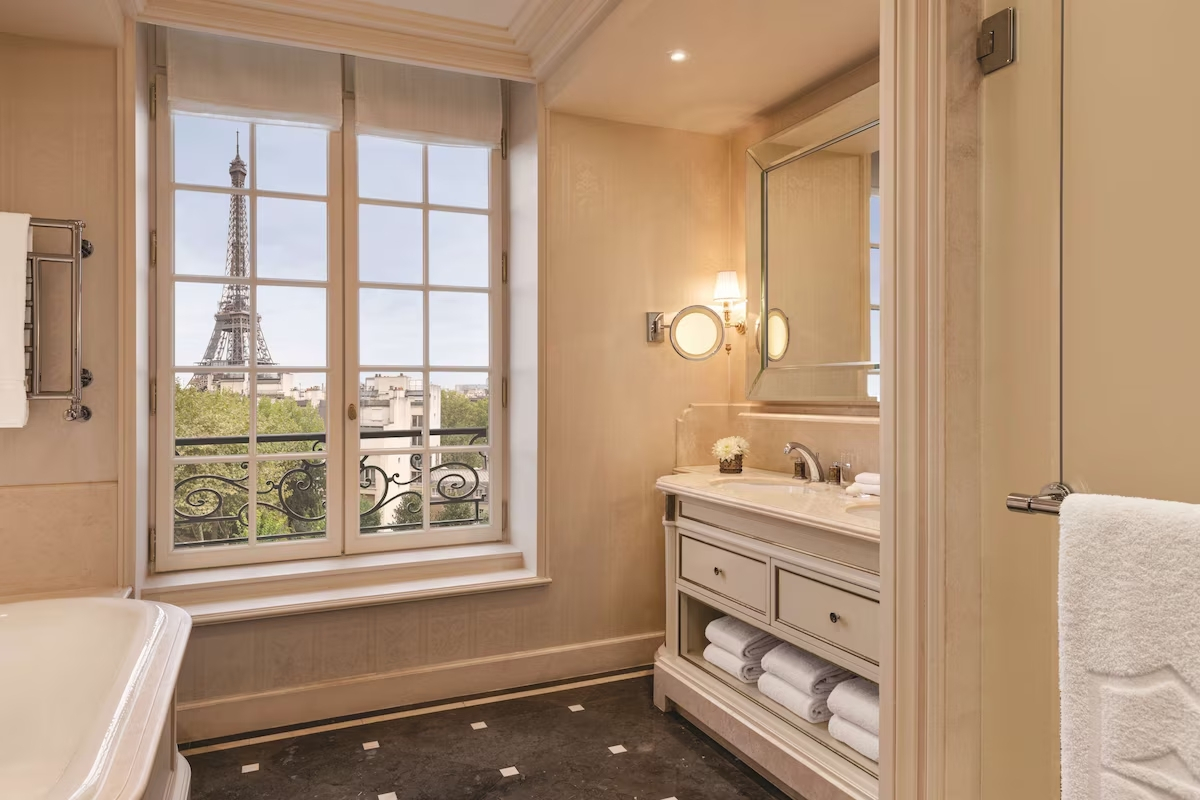 Отель Shangri-La Paris