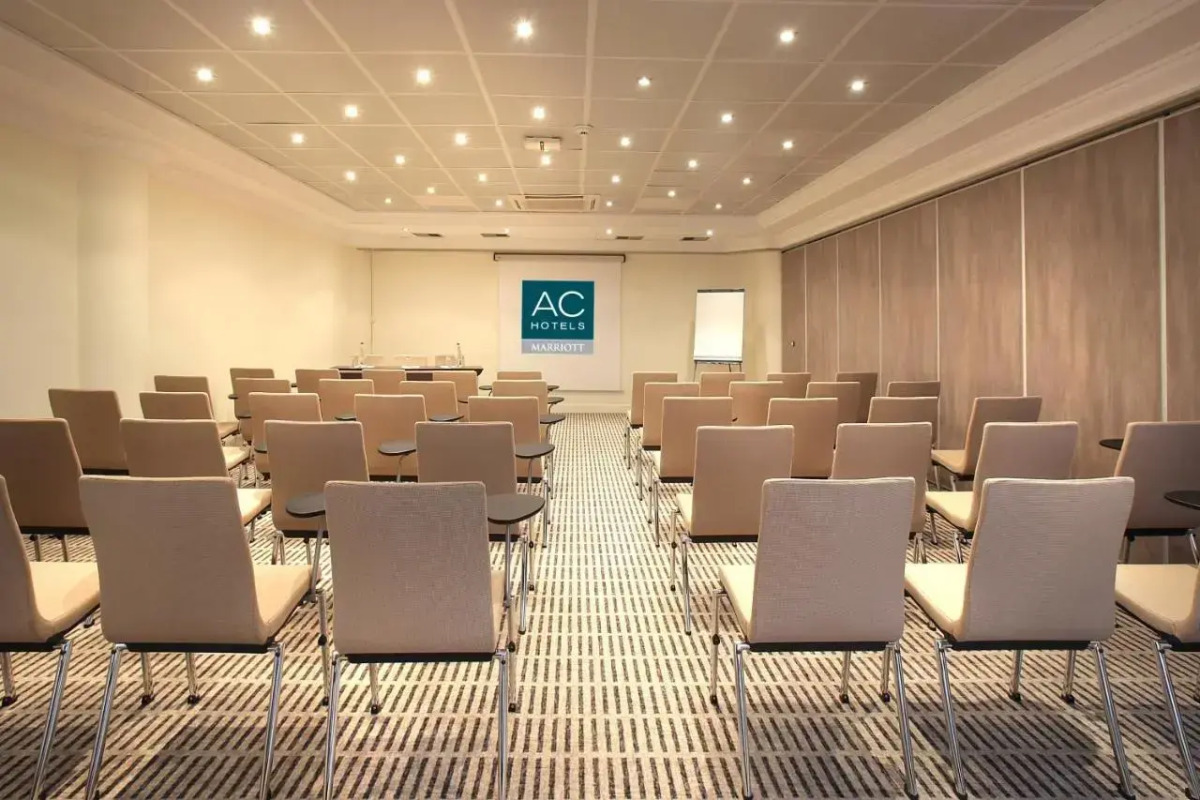 AC Hotel by Marriott Ambassadeur Antibes - Juan Les Pins