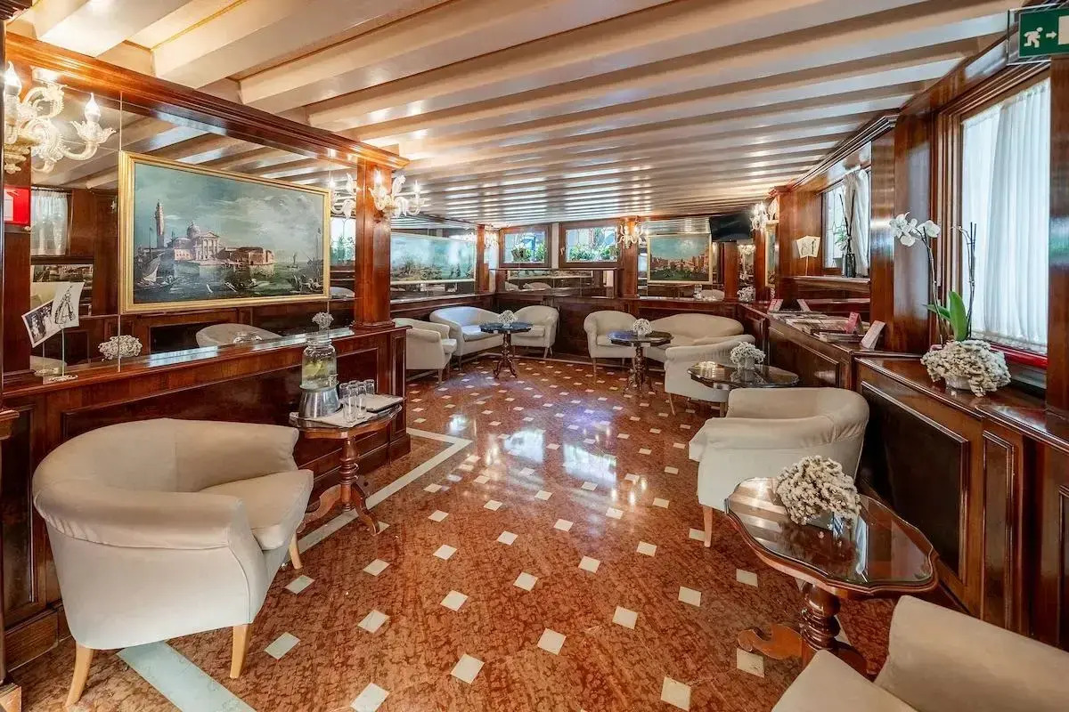 Отель Colombina