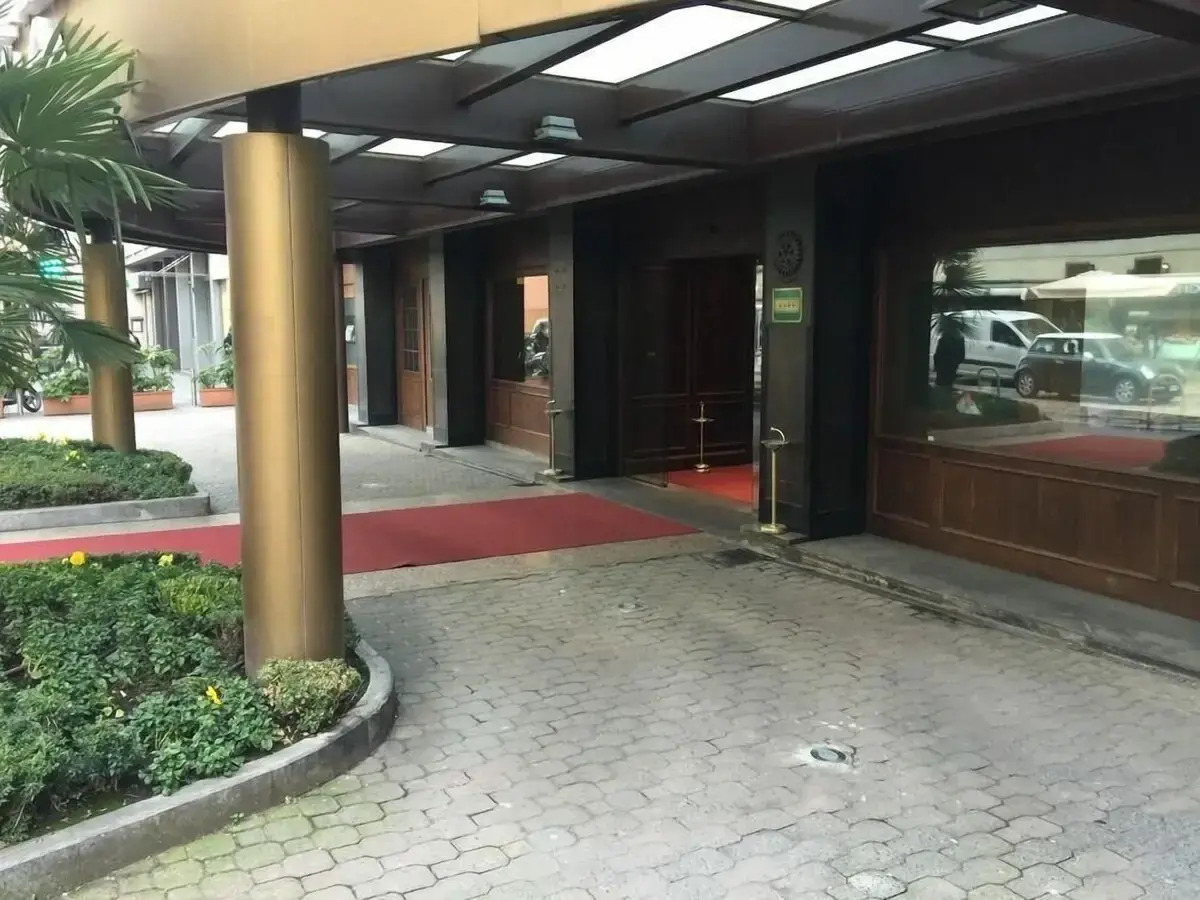 Отель Romana Residence