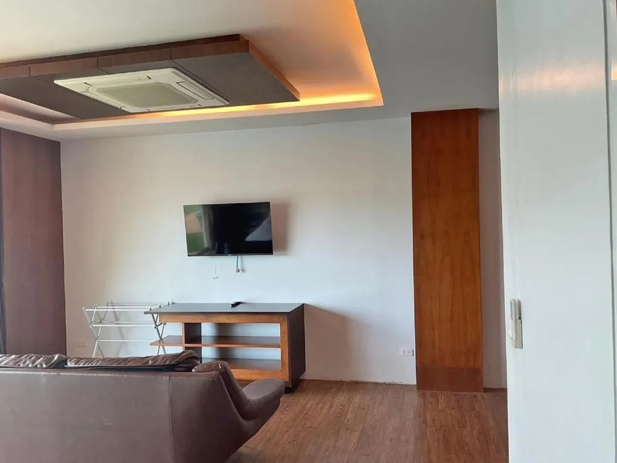 Phi Phi Cliff Beach Resort