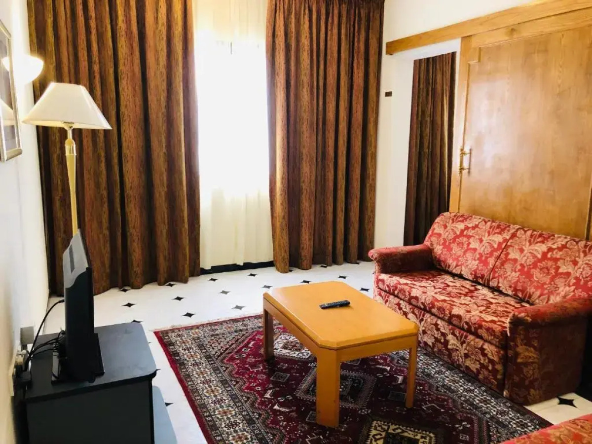 Hotel Al Madinah Holiday