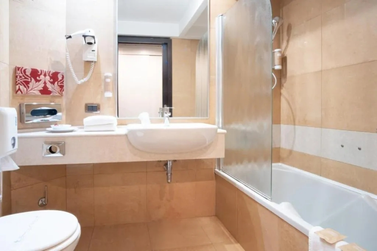 Отель Imperatori