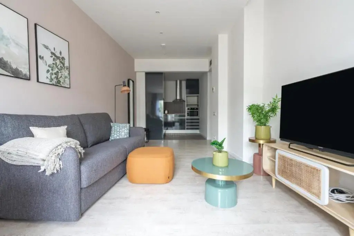 Limehome Barcelona Rector Triadó