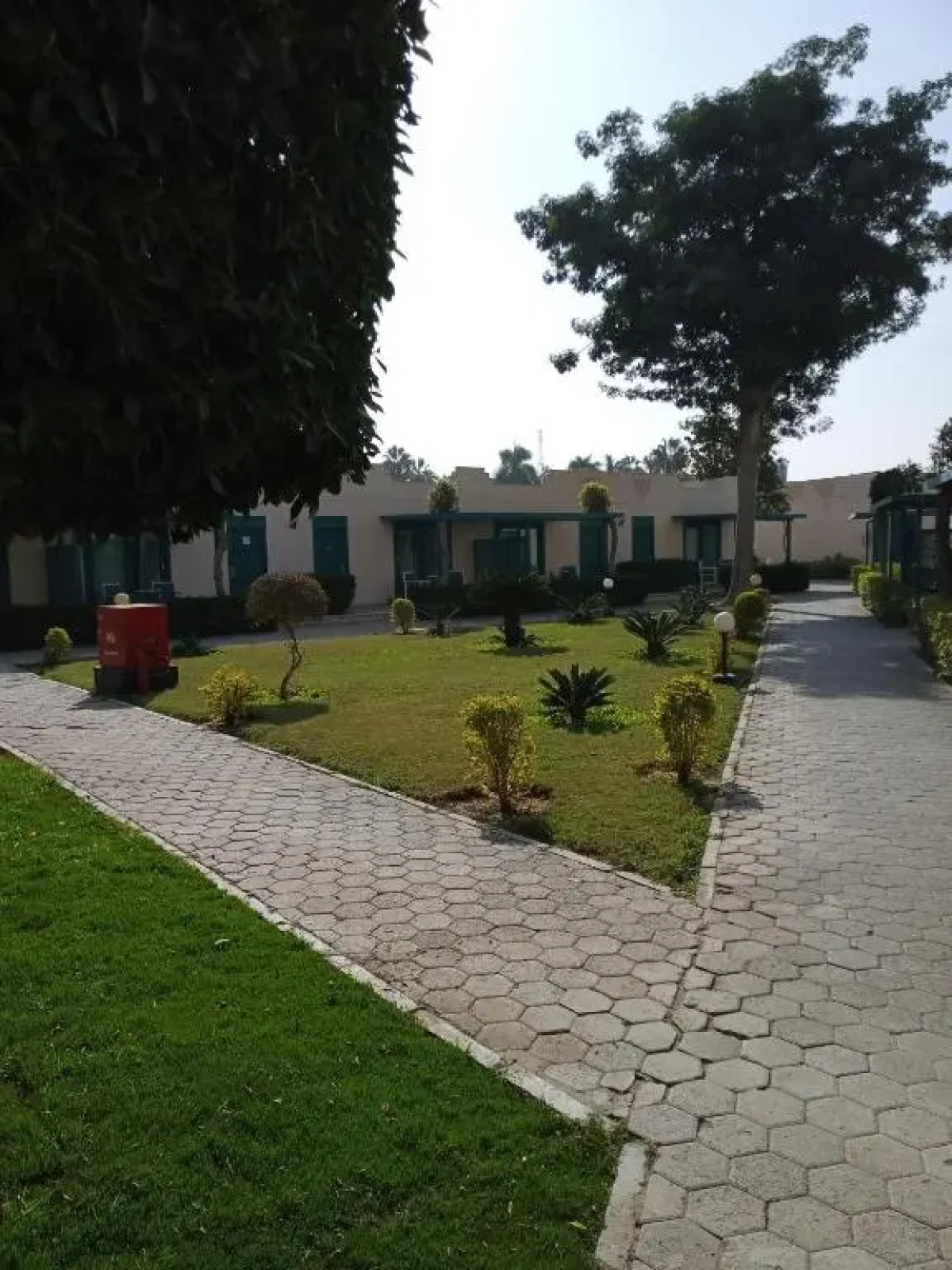 Cairo Pyramids Hotel