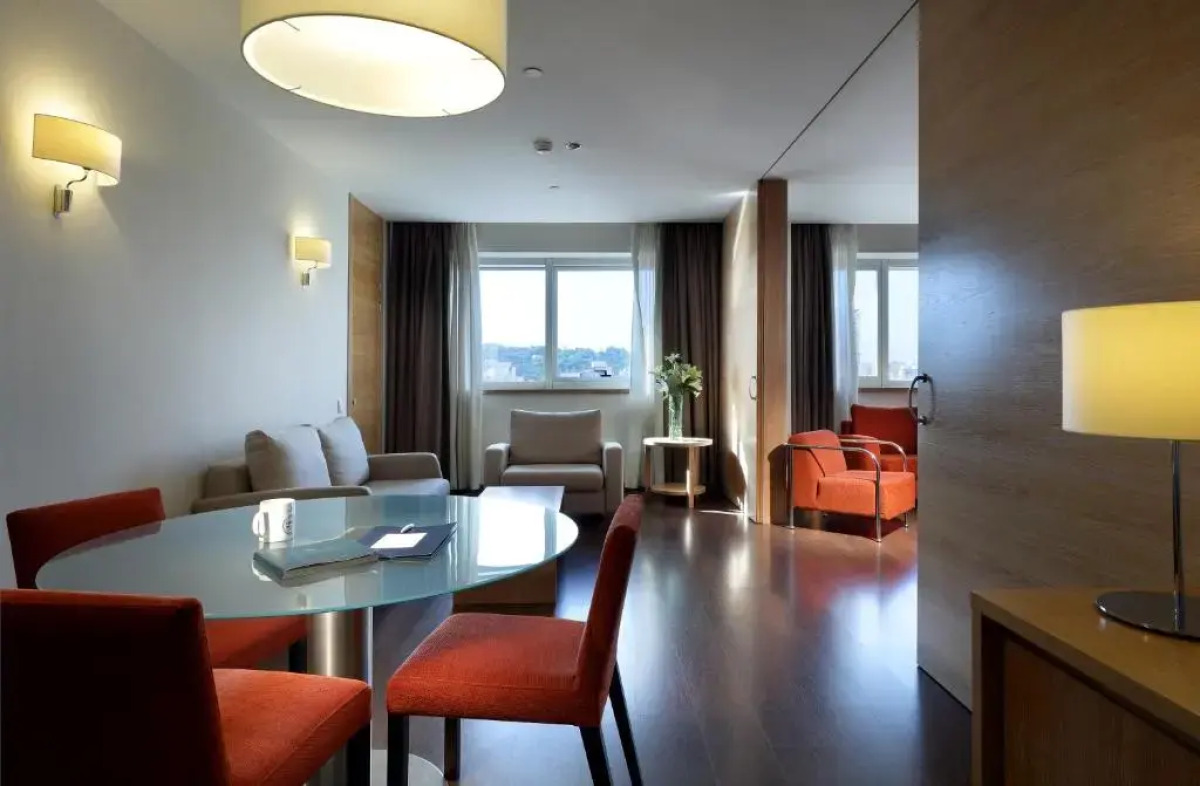 Отель Eurostars Lucentum